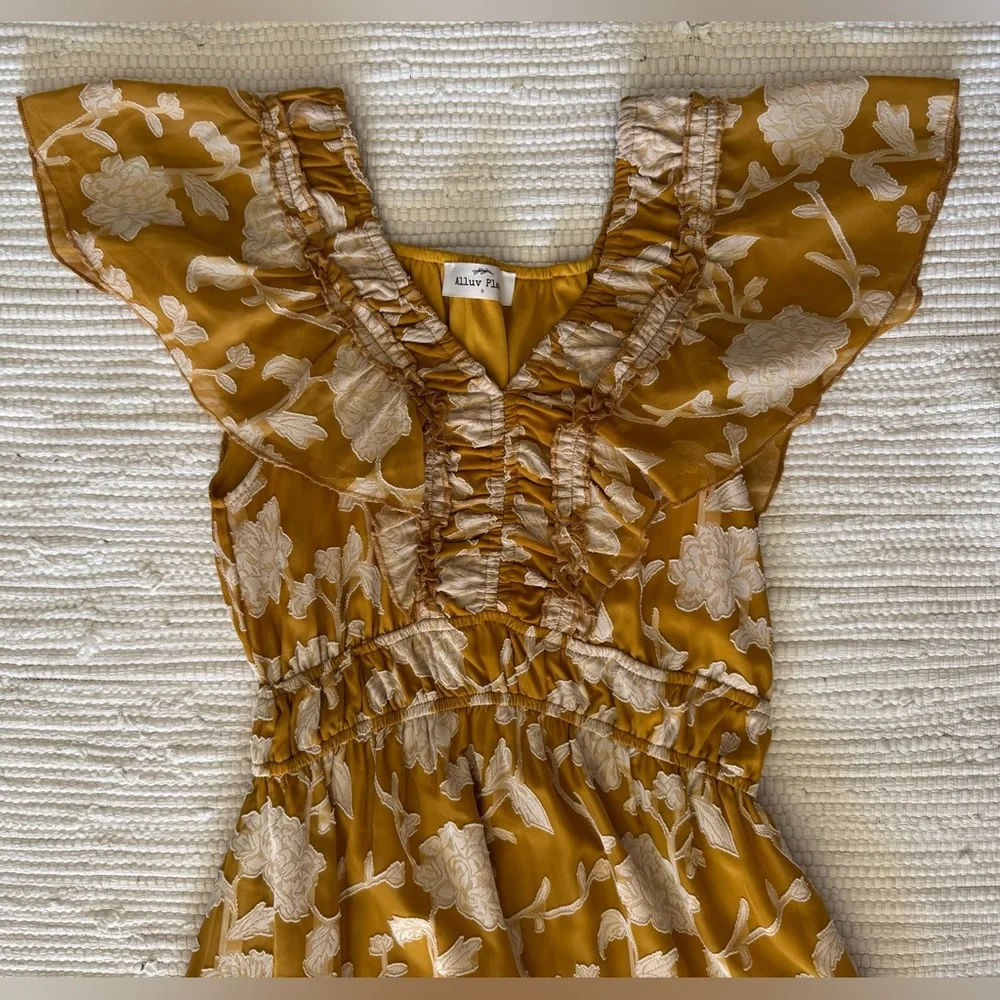 Alluv Place Floral Dress - Picture 4 of 5